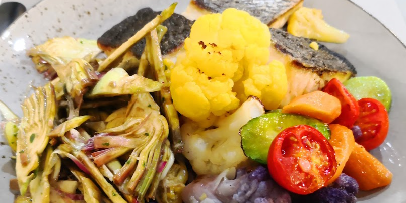 Baked Golden Sea Bass Fillet and Steamed Vegetables